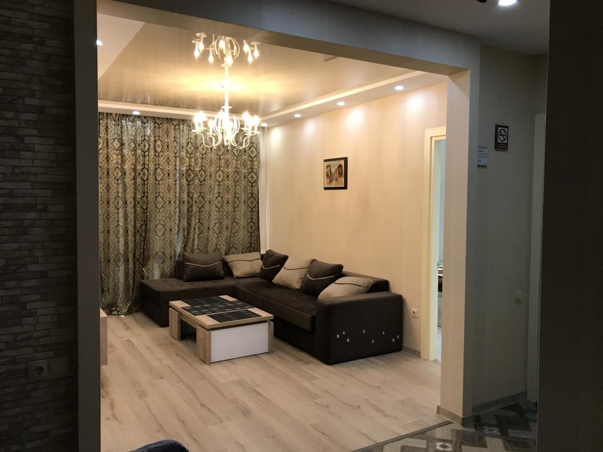 Apartment Lux With 3 Rooms Batumi Exterior foto